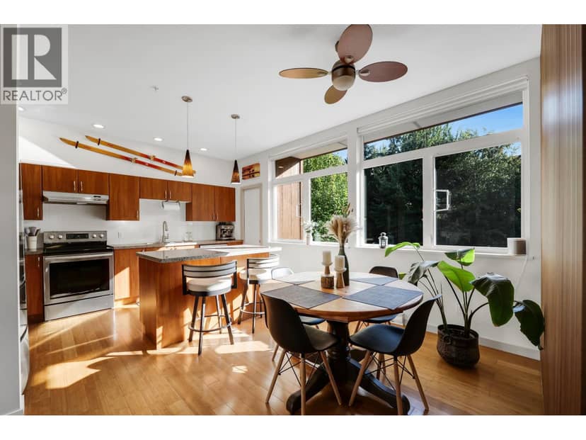 28 39893 GOVERNMENT ROAD, Squamish, photo 4