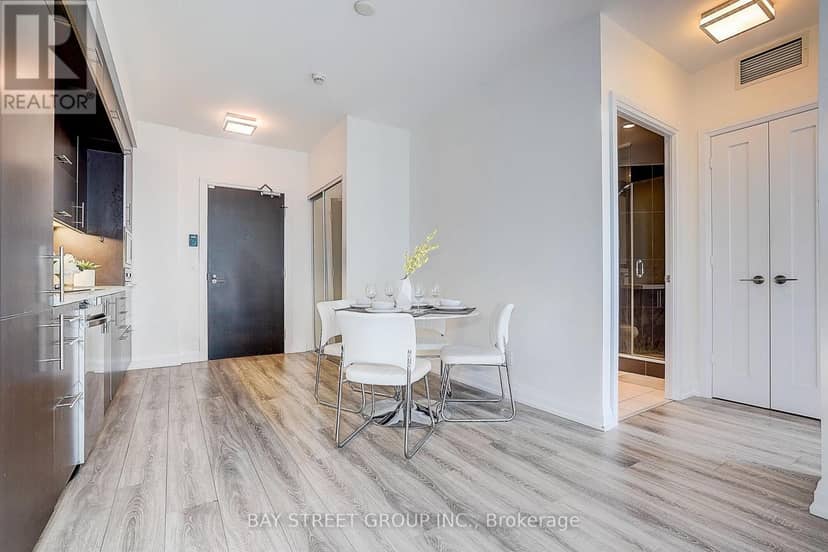 811 - 2 Anndale Drive — photo 13 of 40