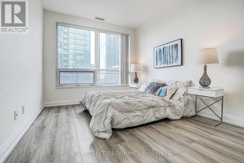 811 - 2 Anndale Drive — photo 21 of 40