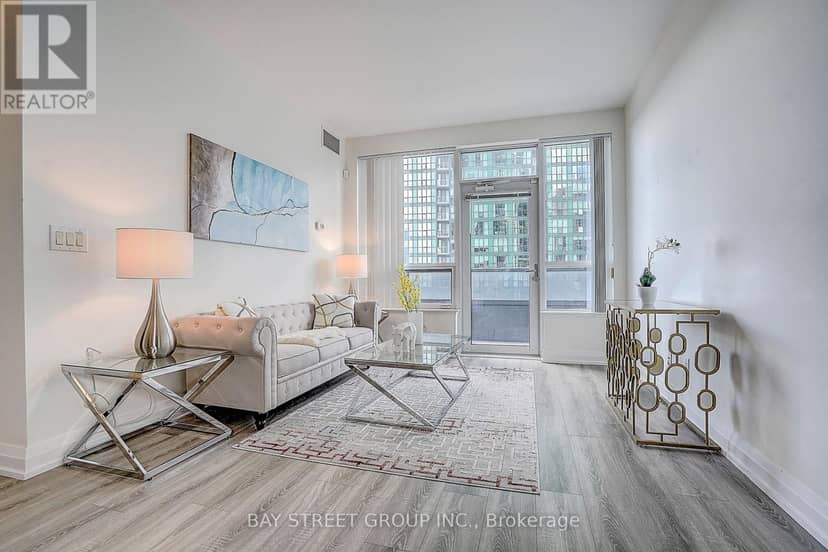 811 - 2 Anndale Drive — photo 18 of 40