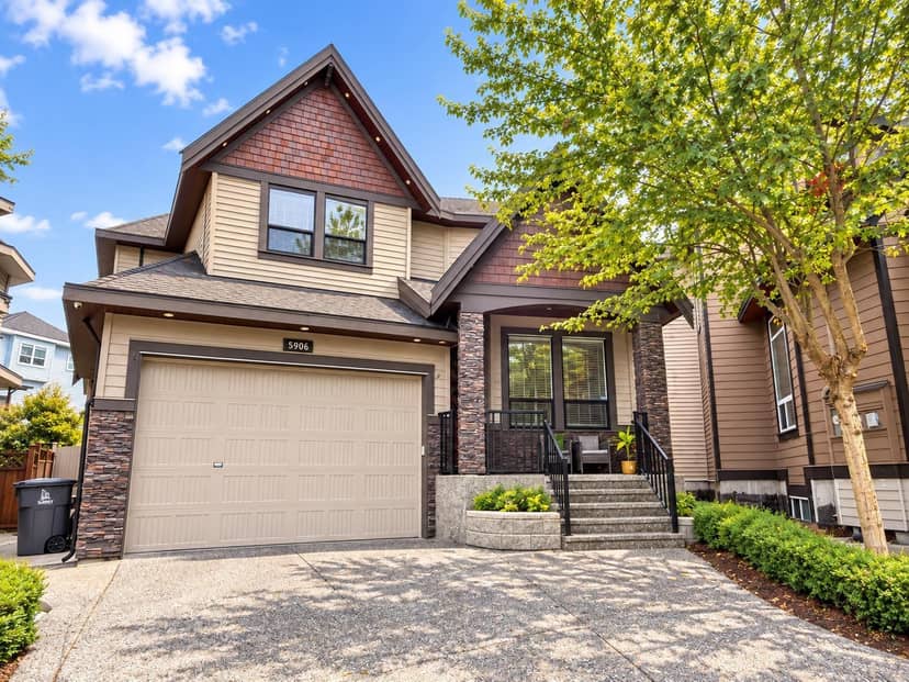 5906 139 STREET, Surrey, photo 2