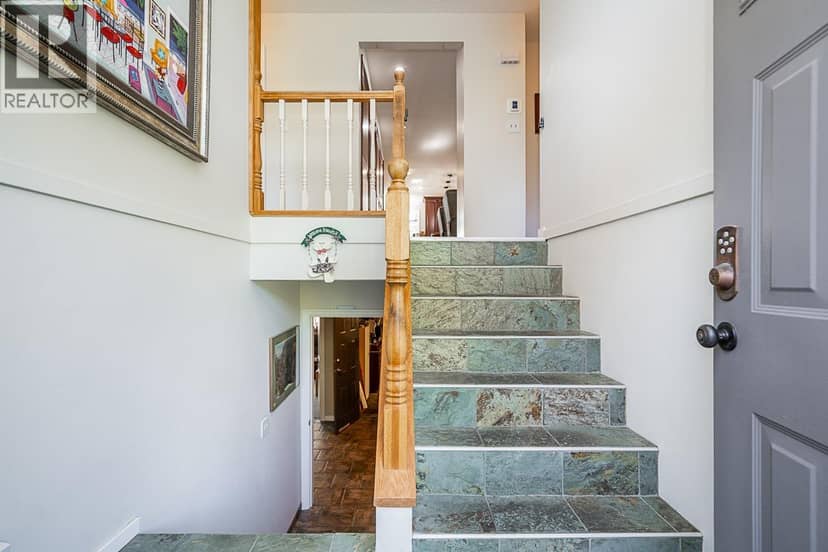 404 MUNDY STREET, Coquitlam, photo 4