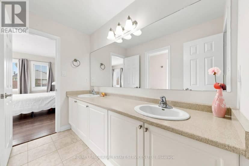 68 Hartwell Road — photo 32 of 40