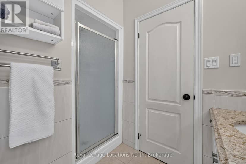 47 Chamberlain Crescent — photo 20 of 40