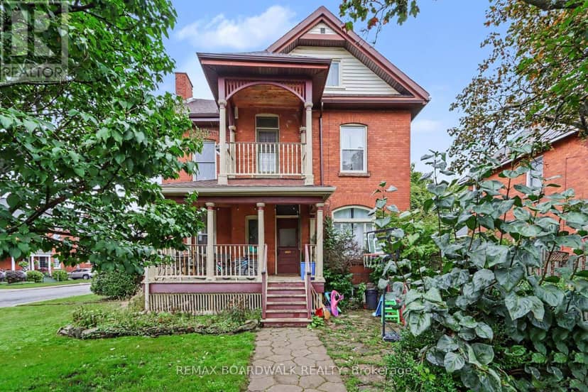 10 Glen Avenue — photo 1 of 12