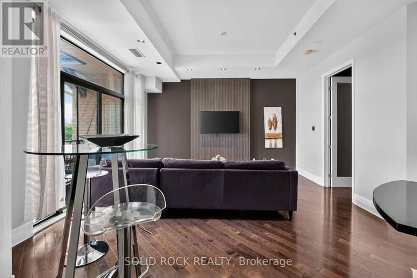PH18 - 808 Bronson Avenue — photo 16 of 40