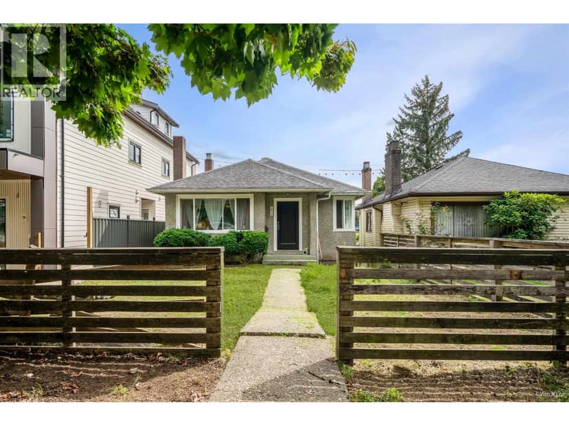 1978 E 8TH AVENUE, Vancouver, photo 2