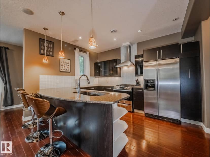 8306 108 ST NW, Edmonton, photo 2