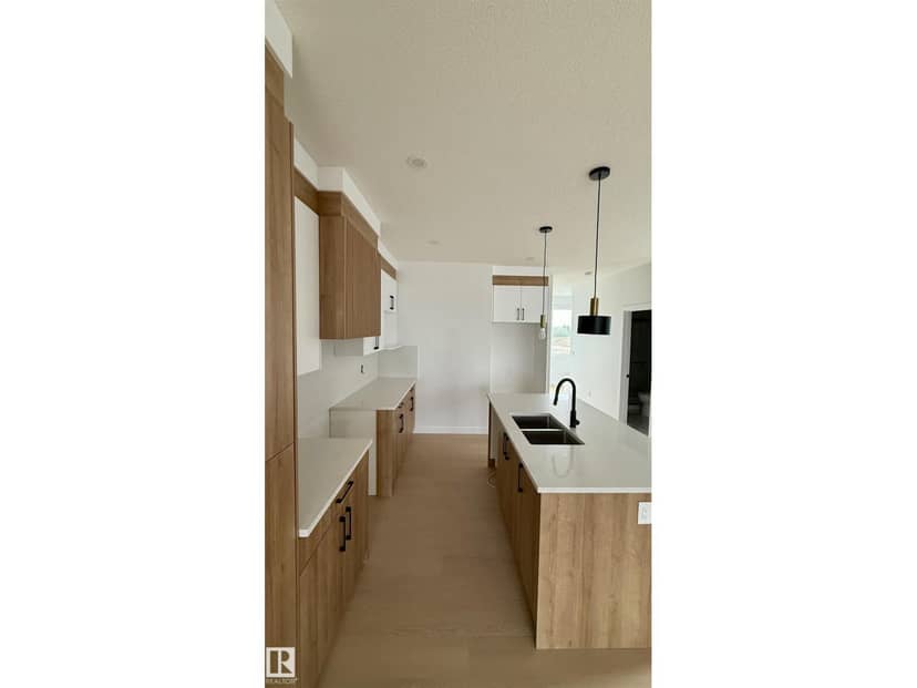 18639 130 ST NW — photo 11 of 27