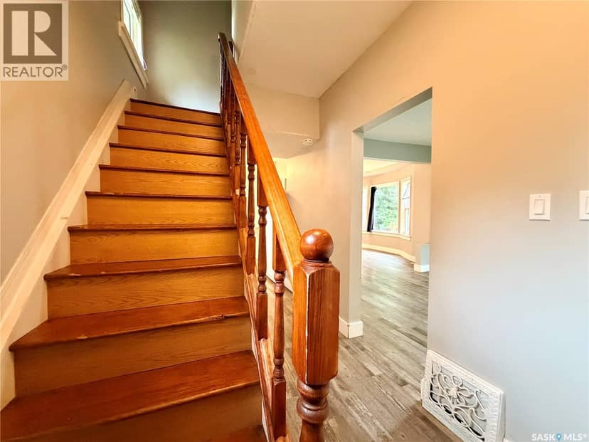 1158 104th STREET — photo 2 of 27