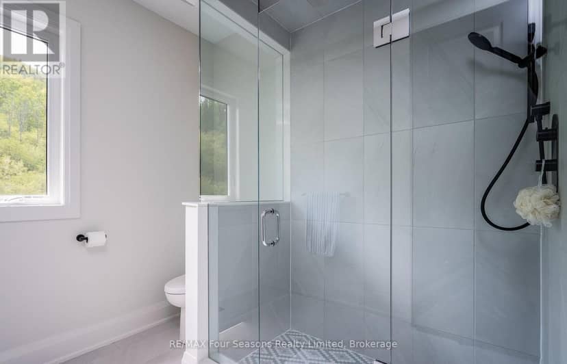 132 Dorothy Drive — photo 35 of 40
