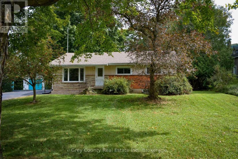 235341 Grey 13 Road — photo 1 of 40