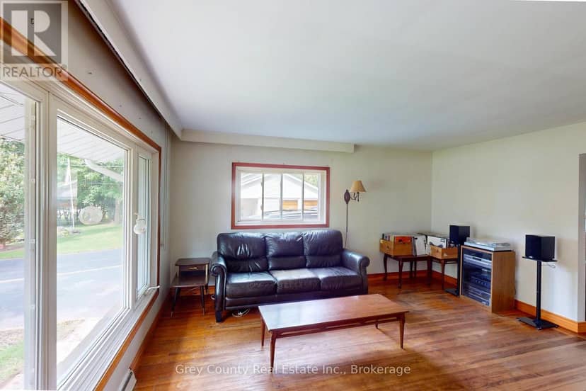 235341 Grey 13 Road — photo 10 of 40