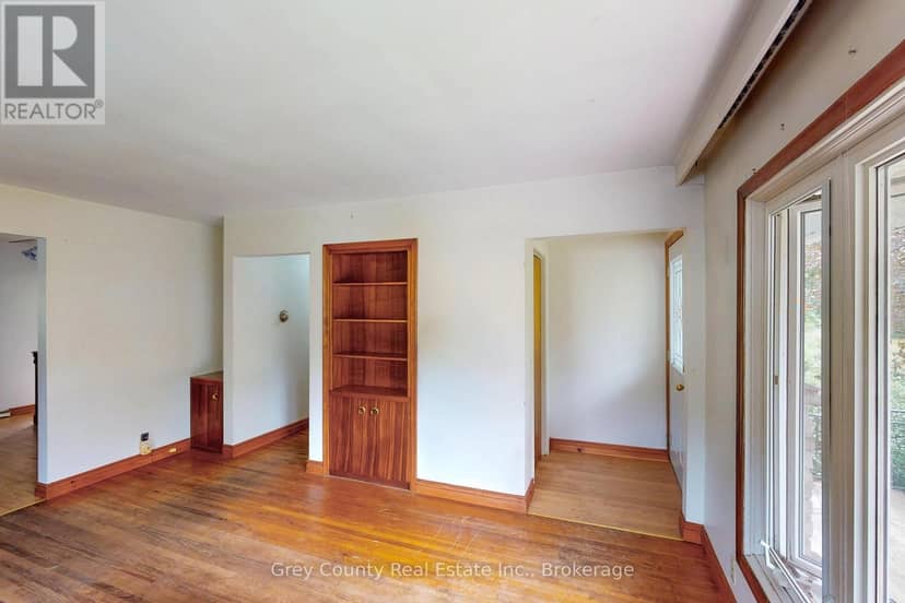235341 Grey 13 Road — photo 11 of 40