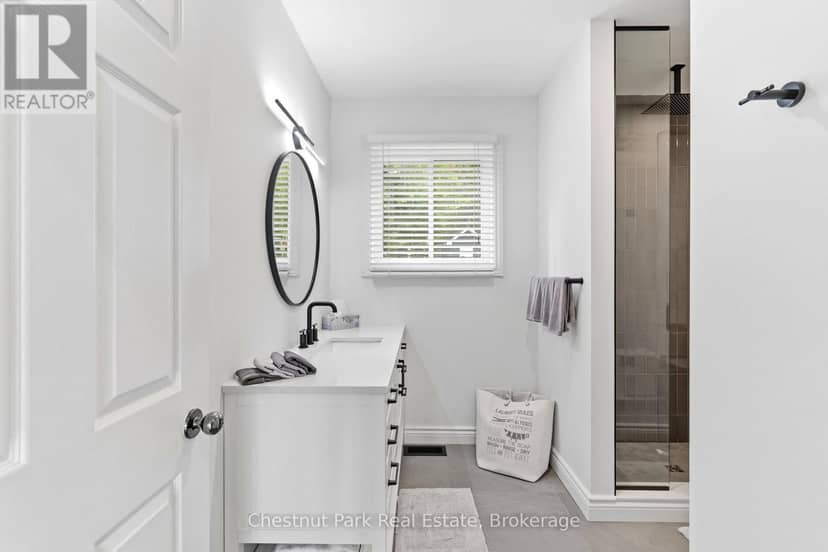 98 Woodland Drive — photo 22 of 40