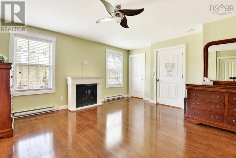 42 Rowan Avenue — photo 12 of 40