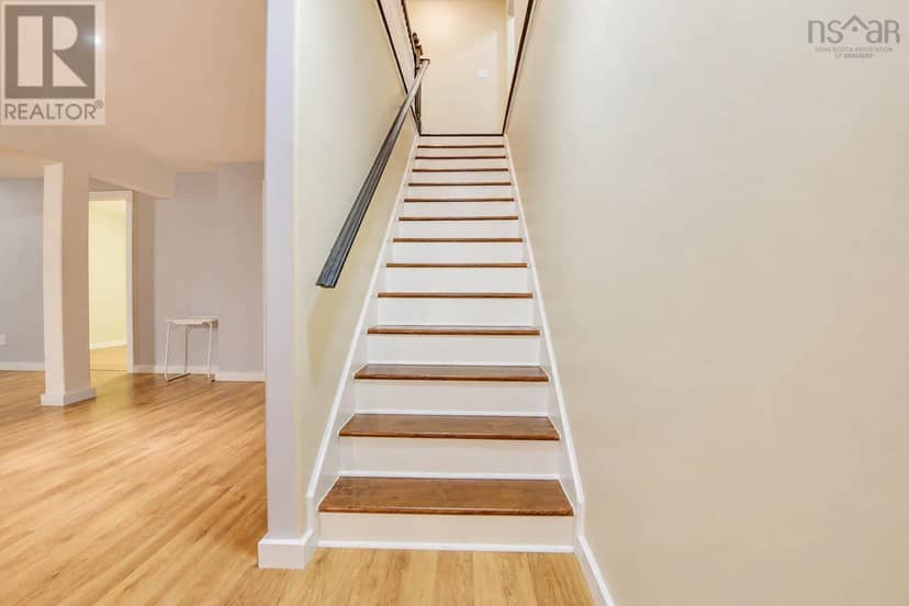 42 Rowan Avenue — photo 25 of 40