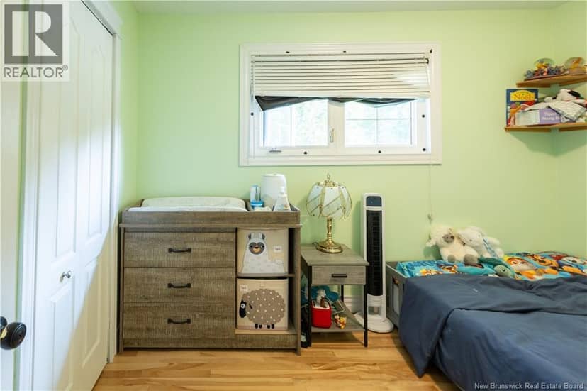 14 Brewster Street — photo 12 of 25