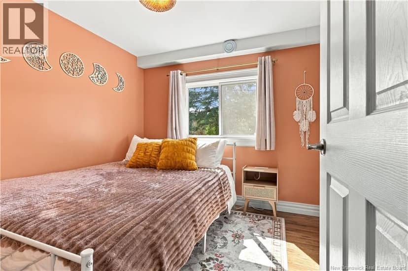 19 Hedgeview Drive — photo 18 of 25
