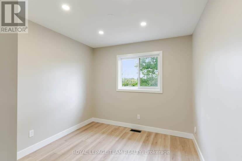 219 Jamieson Street — photo 19 of 28
