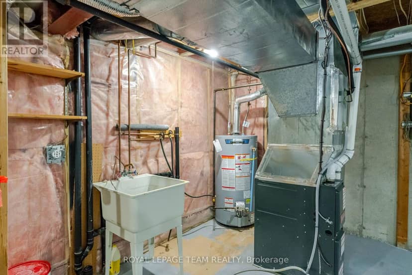 219 Jamieson Street — photo 24 of 28