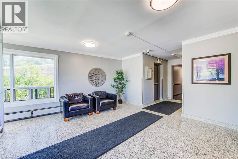 283 FAIRWAY Road N Unit# 302, Kitchener, photo 4