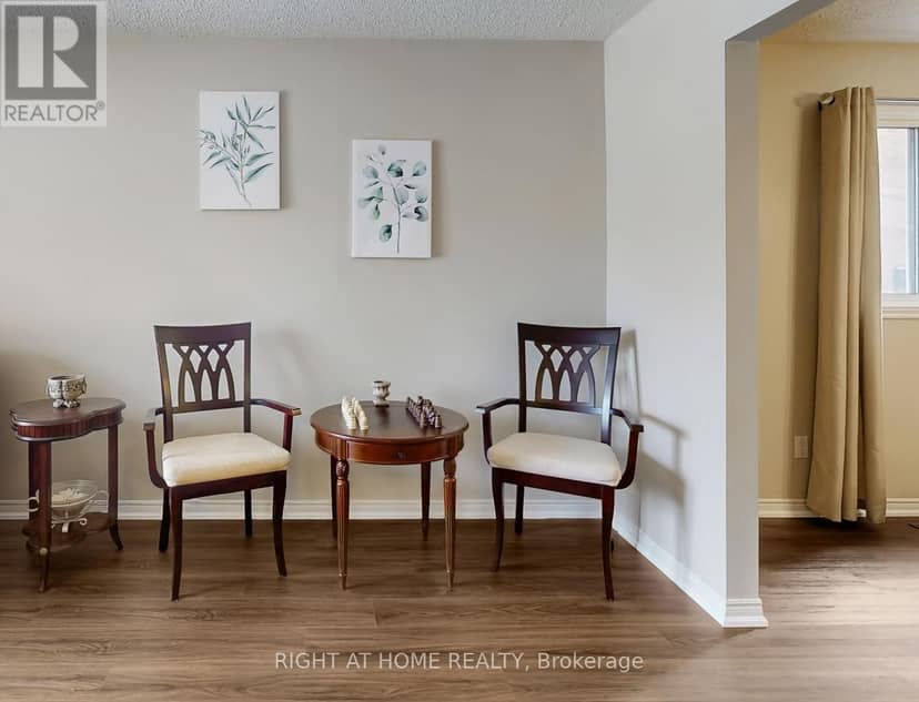 531 Steeple Hill, Pickering, photo 5