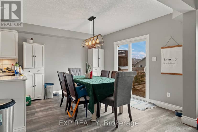 742 Rogers Road — photo 10 of 31