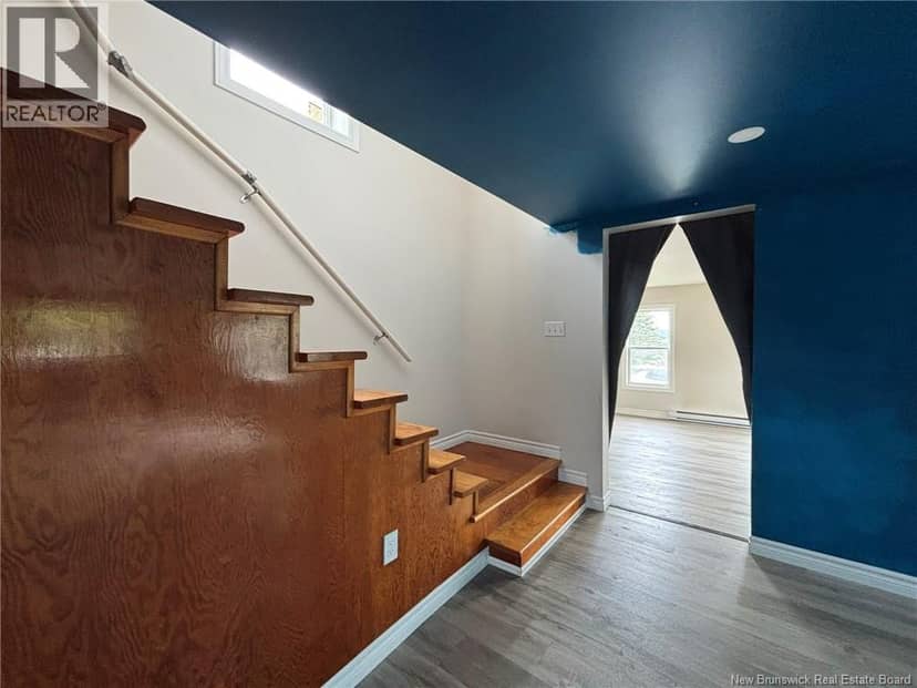 11 Windsor Street — photo 18 of 40