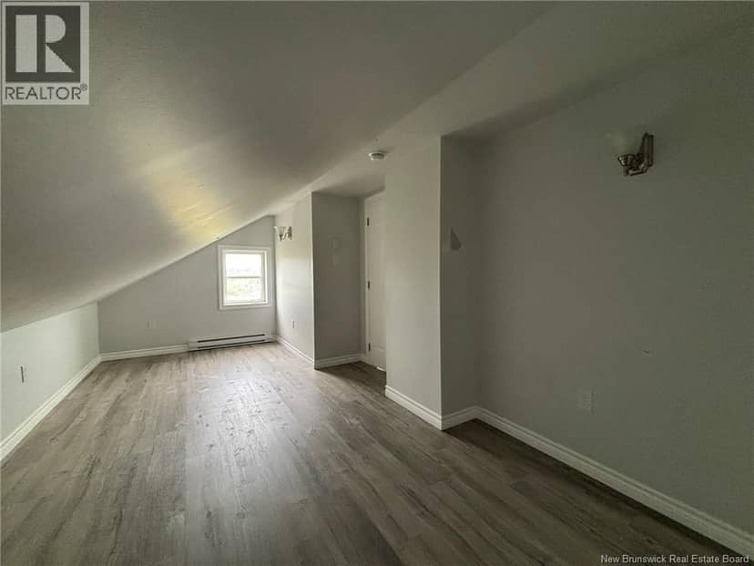 11 Windsor Street — photo 31 of 40