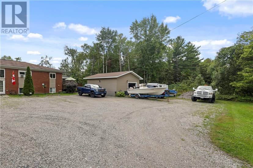 474 OLD WEBBWOOD Road — photo 7 of 40