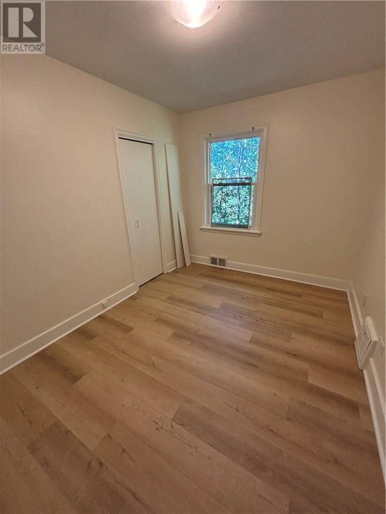28 Baker Street — photo 13 of 35