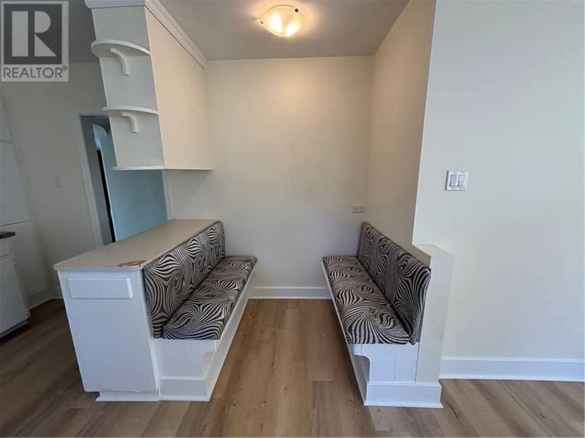 28 Baker Street — photo 17 of 35