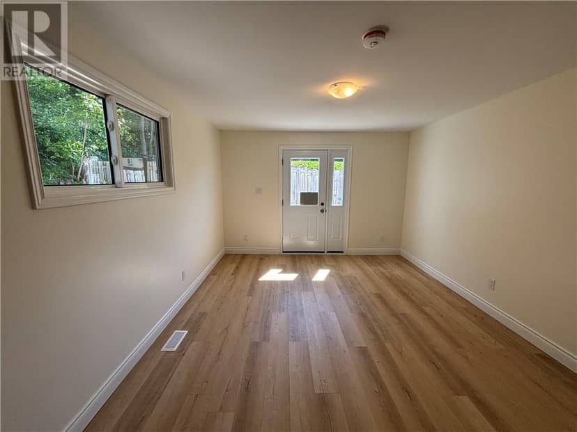28 Baker Street — photo 21 of 35