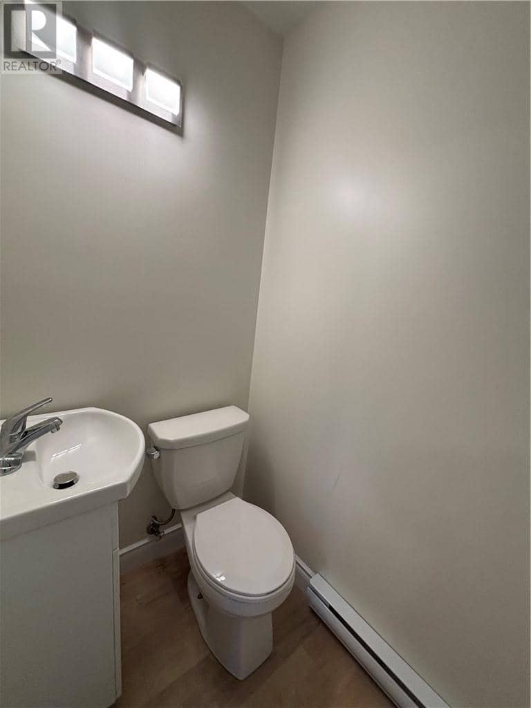 28 Baker Street — photo 26 of 35