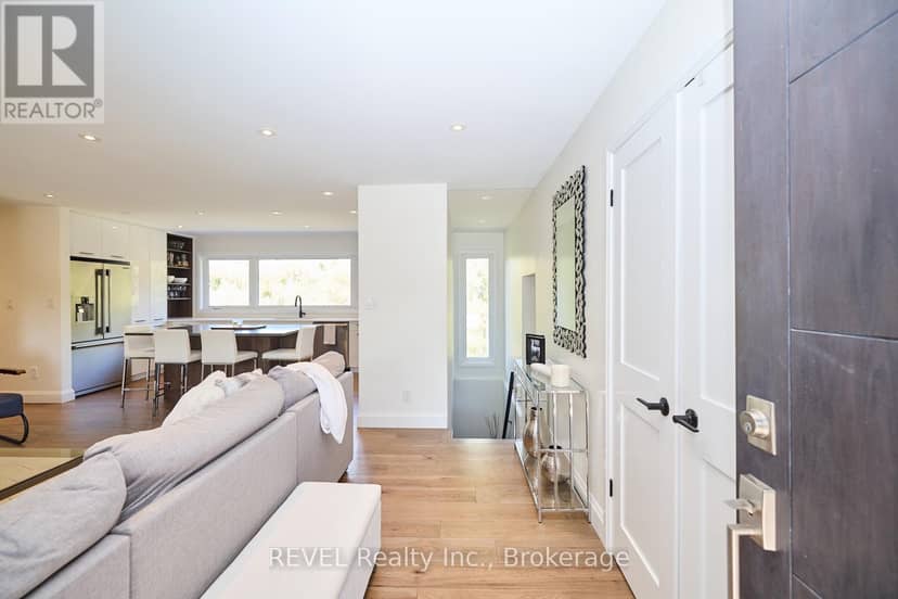 38 Briarsdale Drive — photo 5 of 40