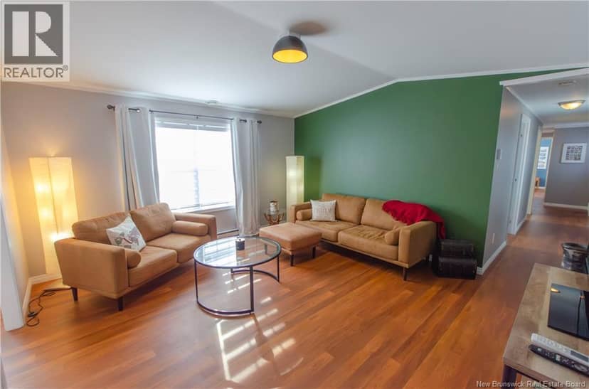 46 Tamarack Drive — photo 10 of 27