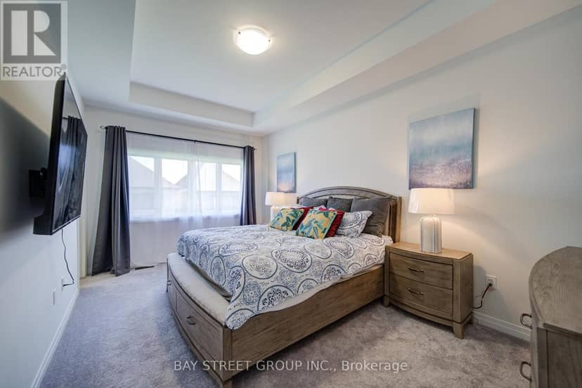 427 Coronation Road — photo 34 of 40