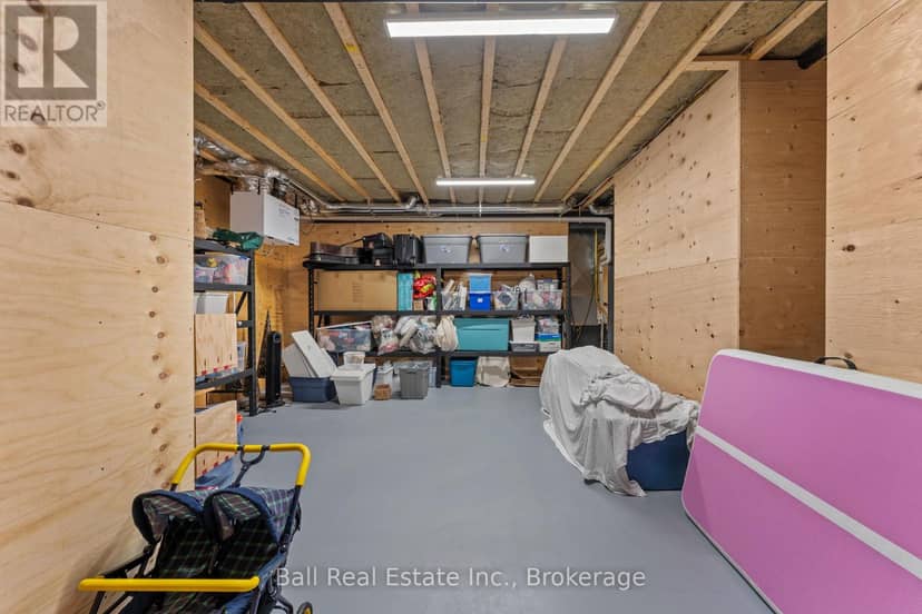 149 Ellwood Crescent — photo 39 of 40