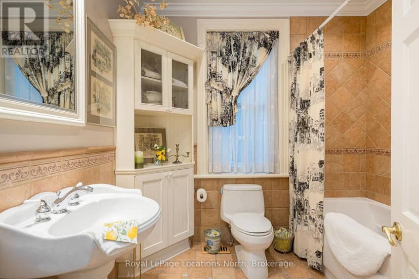 148 Napier Street — photo 26 of 40