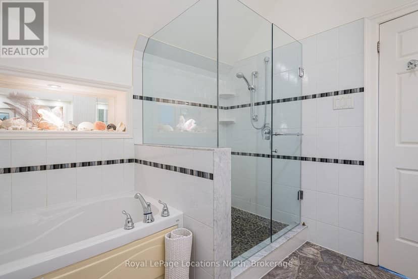 148 Napier Street — photo 33 of 40