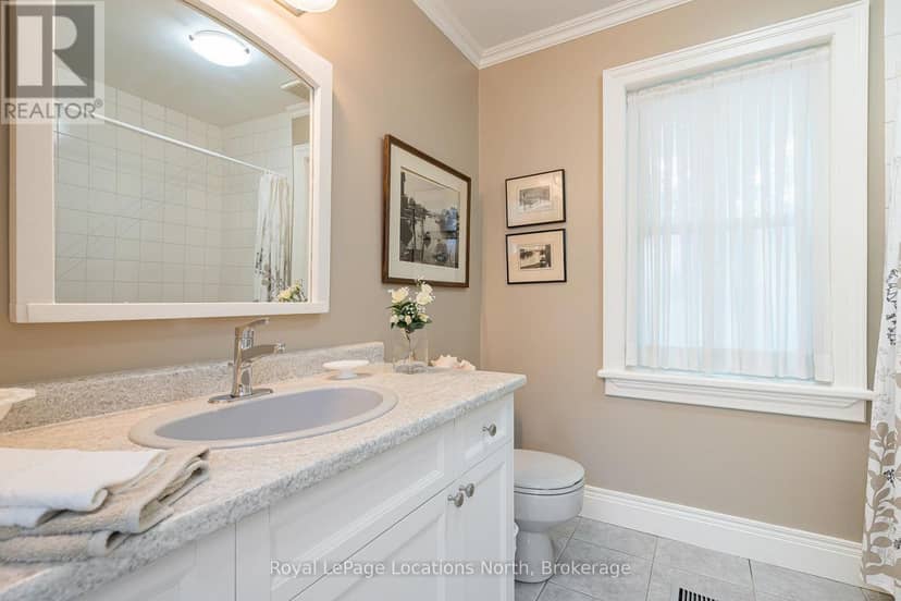 148 Napier Street — photo 37 of 40
