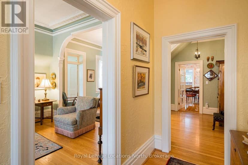 148 Napier Street — photo 7 of 40