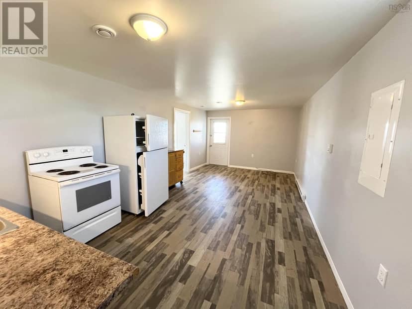 2739 Main Street — photo 2 of 30