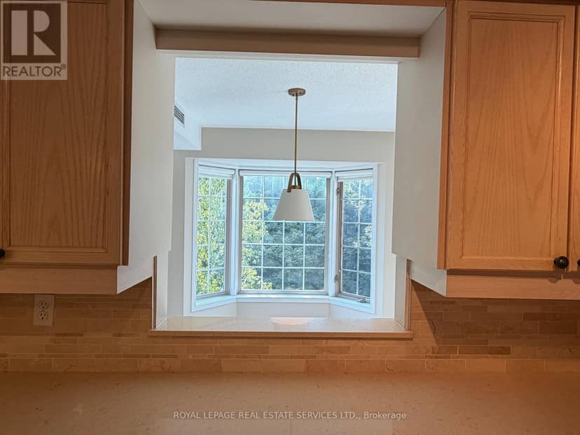 402C - 216 Plains Road W — photo 31 of 40