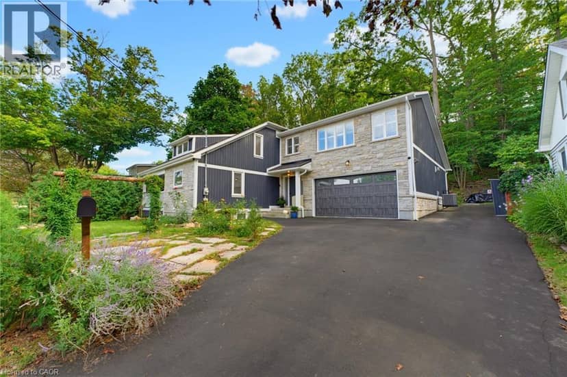 15 FIRST Street S, Stoney Creek, photo 2