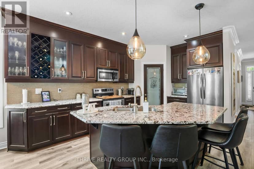 5 - 696 Commissioners Road — photo 12 of 40