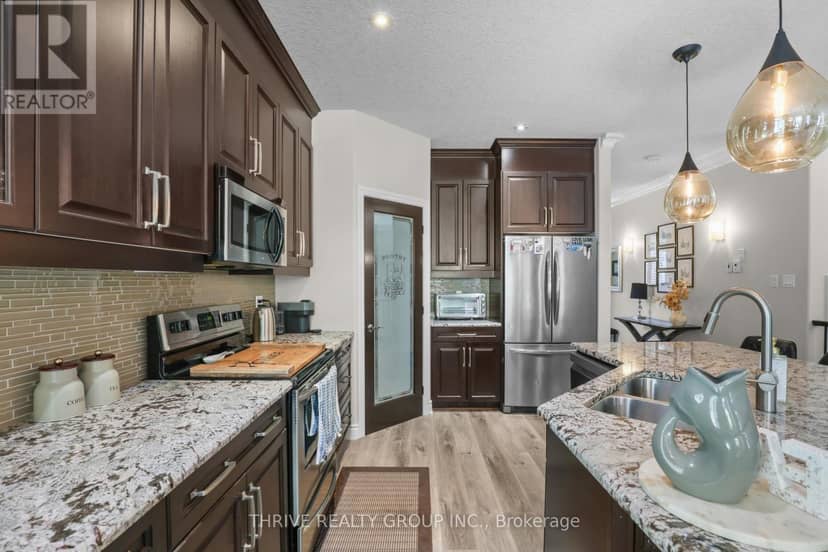 5 - 696 Commissioners Road — photo 13 of 40