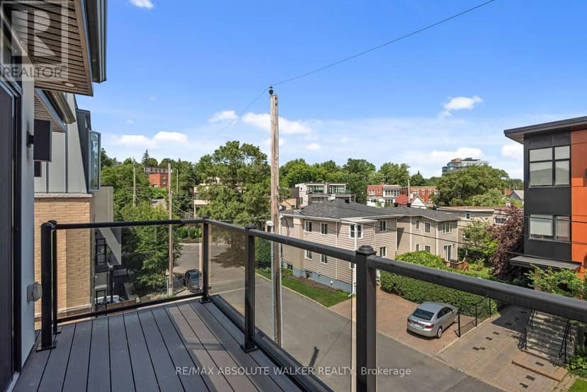 A - 10 Chapleau Avenue — photo 33 of 37