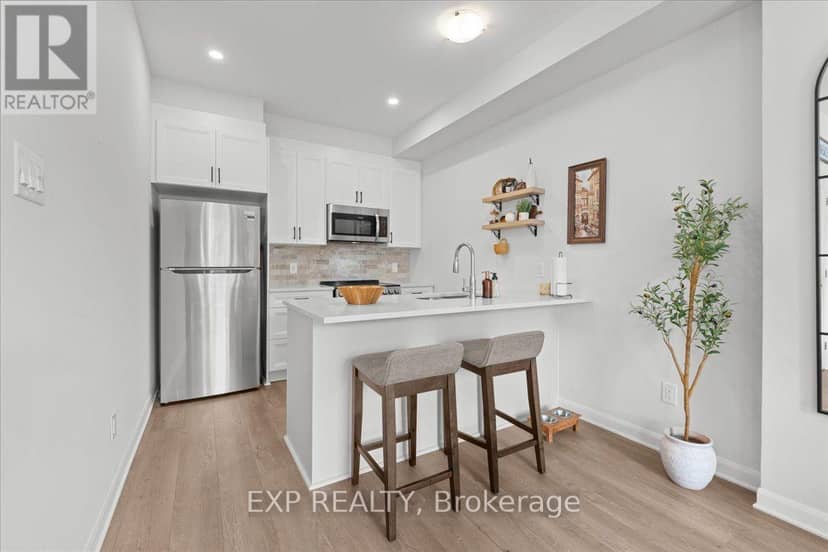 302 Clearpath Private — photo 13 of 40